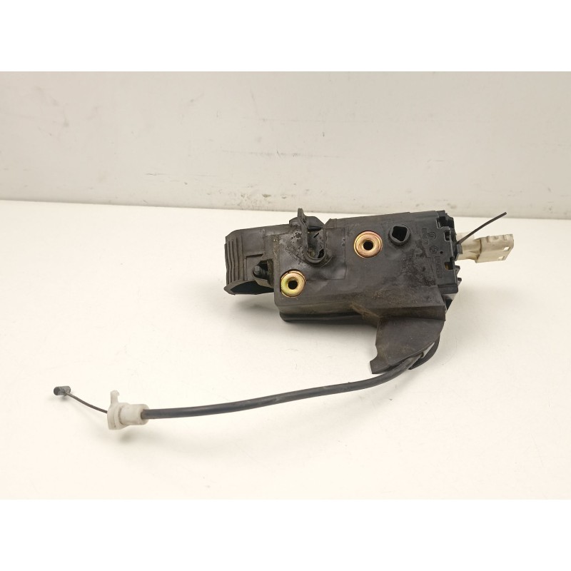Recambio de cerradura puerta delantera izquierda para citroën c4 1.6 d 9hy 109 cv referencia OEM IAM 9683417180  