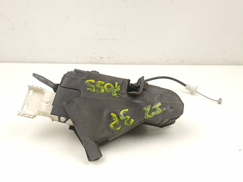 Recambio de cerradura puerta delantera izquierda para citroën c4 1.6 d 9hy 109 cv referencia OEM IAM 9683417180  