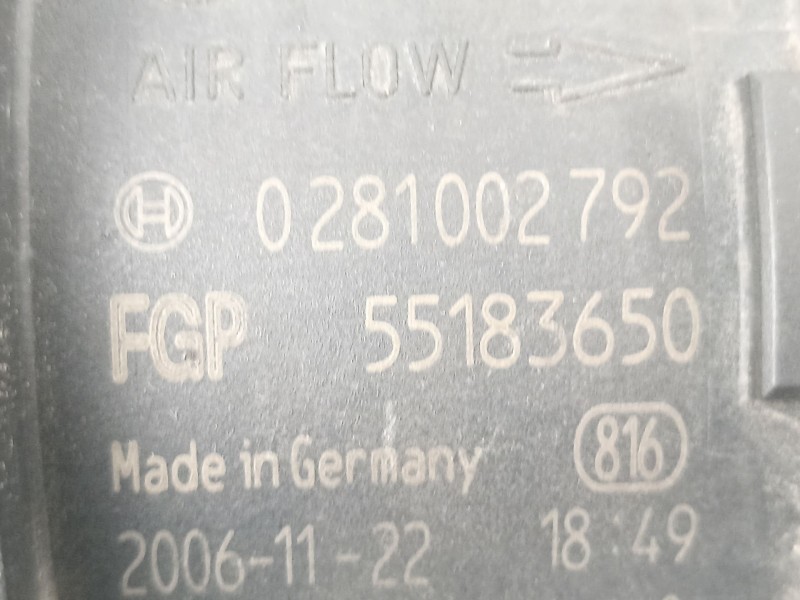 Recambio de caudalimetro para fiat stilo 1.9 d referencia OEM IAM 55183650 0281002792 