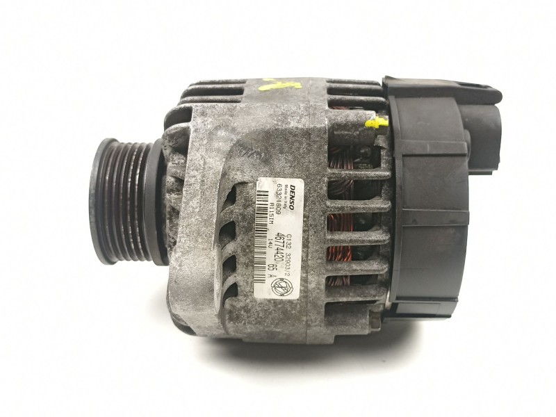 Recambio de alternador para fiat stilo 1.9 jtd referencia OEM IAM 46774420  
