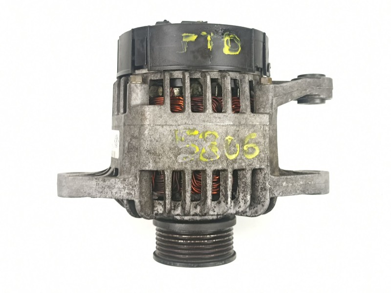 Recambio de alternador para fiat stilo 1.9 jtd referencia OEM IAM 46774420  