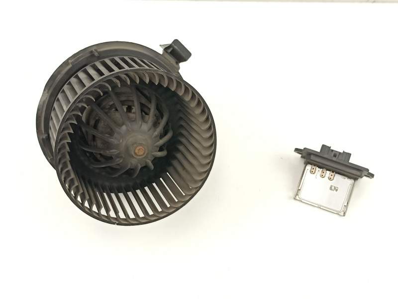 Recambio de motor calefaccion para nissan micra (k12e) visia referencia OEM IAM 27226AX100 N100043F 