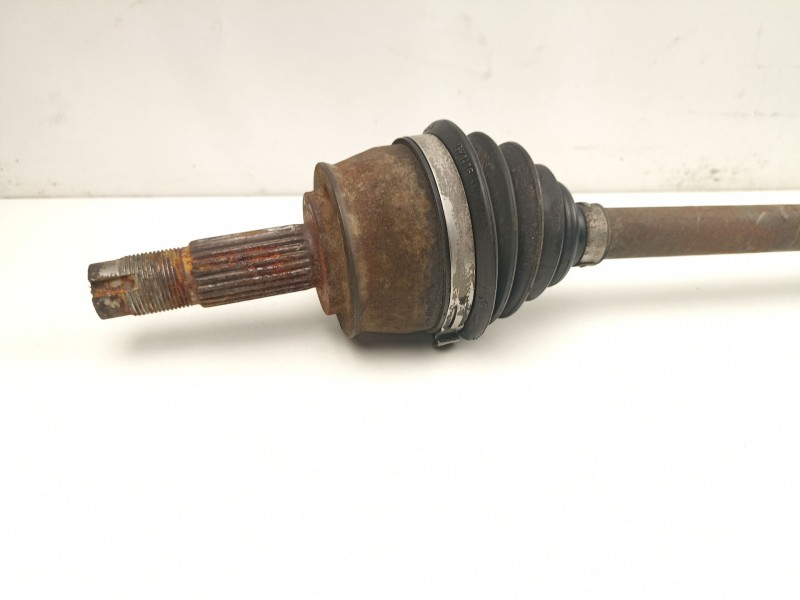 Recambio de transmision delantera derecha para fiat stilo 1.6 g referencia OEM IAM 46308034  