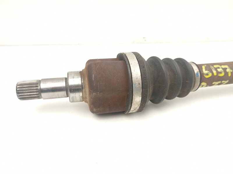 Recambio de transmision delantera izquierda para citroën c4 1.6 g referencia OEM IAM 9636786780  