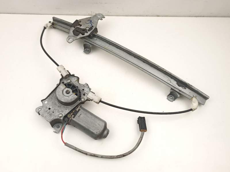 Recambio de elevalunas delantero derecho para nissan primera hatchback (p11) 1.6 16v referencia OEM IAM 807002F002  