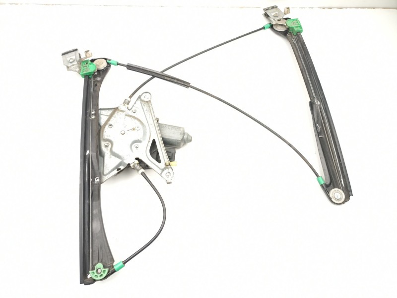 Recambio de elevalunas delantero izquierdo para audi a4 b5 (8d2) 1.9 tdi referencia OEM IAM 8D0837397C  