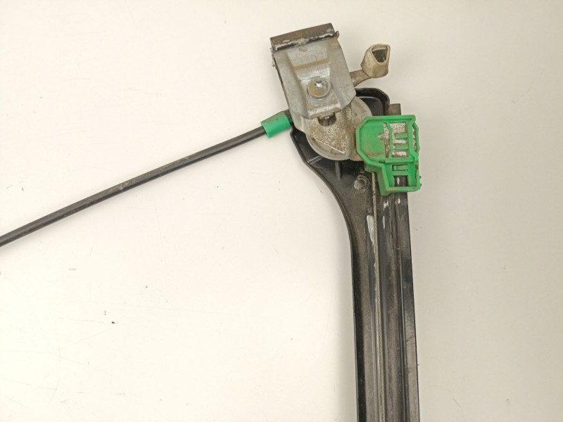 Recambio de elevalunas delantero izquierdo para audi a4 b5 (8d2) 1.9 tdi referencia OEM IAM 8D0837397C  