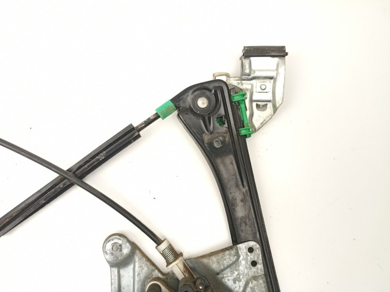 Recambio de elevalunas delantero izquierdo para audi a4 b5 (8d2) 1.9 tdi referencia OEM IAM 8D0837397C  