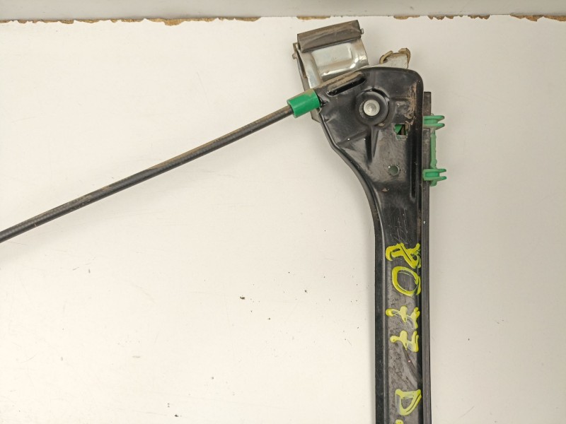 Recambio de elevalunas delantero derecho para audi a4 b5 (8d2) 1.9 tdi referencia OEM IAM 8D0837398D  