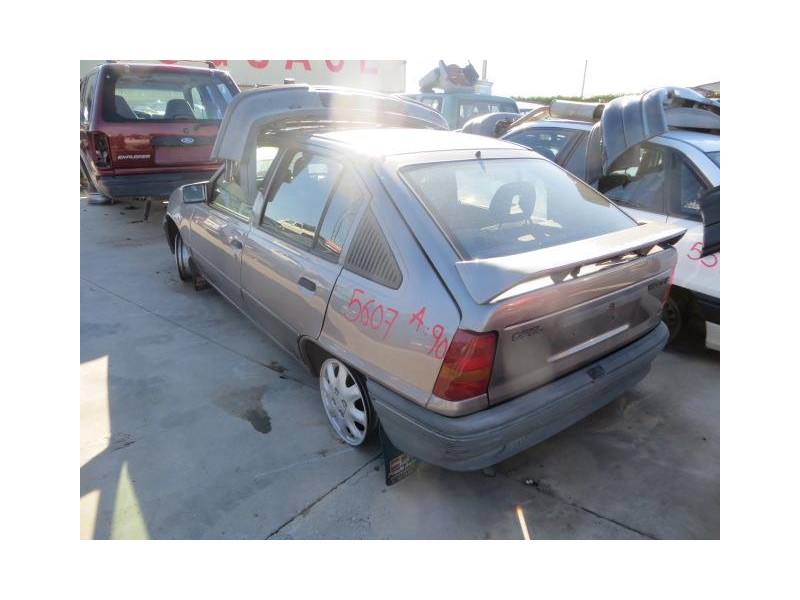 opel kadett del año 1990