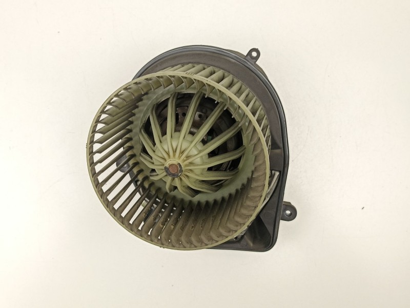 Recambio de motor calefaccion para audi a4 b5 (8d2) 1.9 tdi referencia OEM IAM 8D1820021A 740221233F 