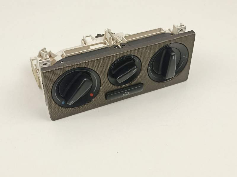 Recambio de mandos calefaccion aire para volkswagen passat 1.9 tdi referencia OEM IAM 1J0819045  