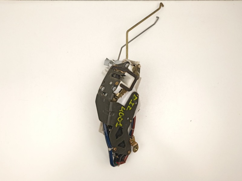 Recambio de cerradura puerta delantera izquierda para suzuki liana 1.6g/m16a 5p referencia OEM IAM 8220254G00  