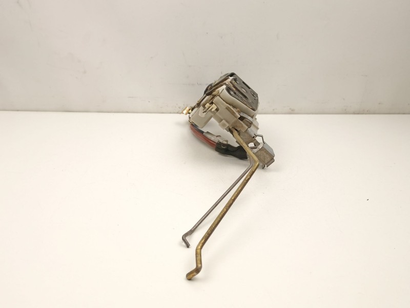 Recambio de cerradura puerta delantera izquierda para suzuki liana 1.6g/m16a 5p referencia OEM IAM 8220254G00  