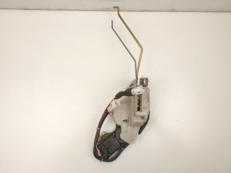 Recambio de cerradura puerta delantera izquierda para suzuki liana 1.6g/m16a 5p referencia OEM IAM 8220254G00  