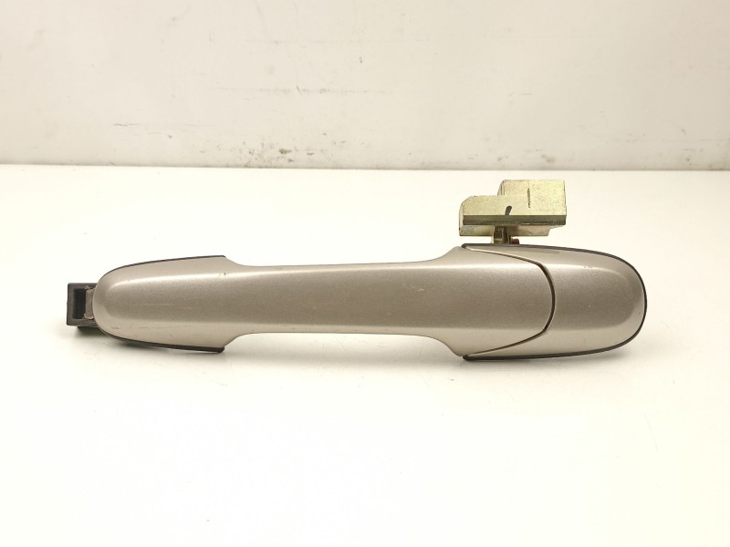 Recambio de manilla trasera izquierda para suzuki liana 1.6g/m16a 5p referencia OEM IAM 8284054G10ZA4  