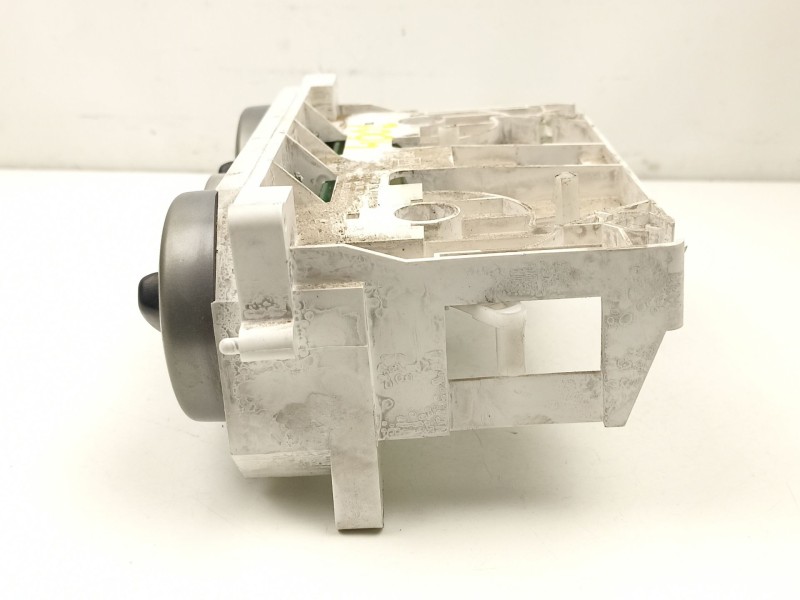 Recambio de mandos calefaccion aire para suzuki liana 1.6g/m16a 5p referencia OEM IAM 7440054G00FN7  