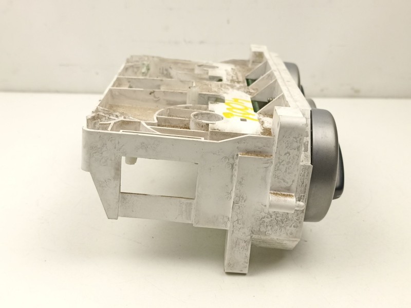 Recambio de mandos calefaccion aire para suzuki liana 1.6g/m16a 5p referencia OEM IAM 7440054G00FN7  