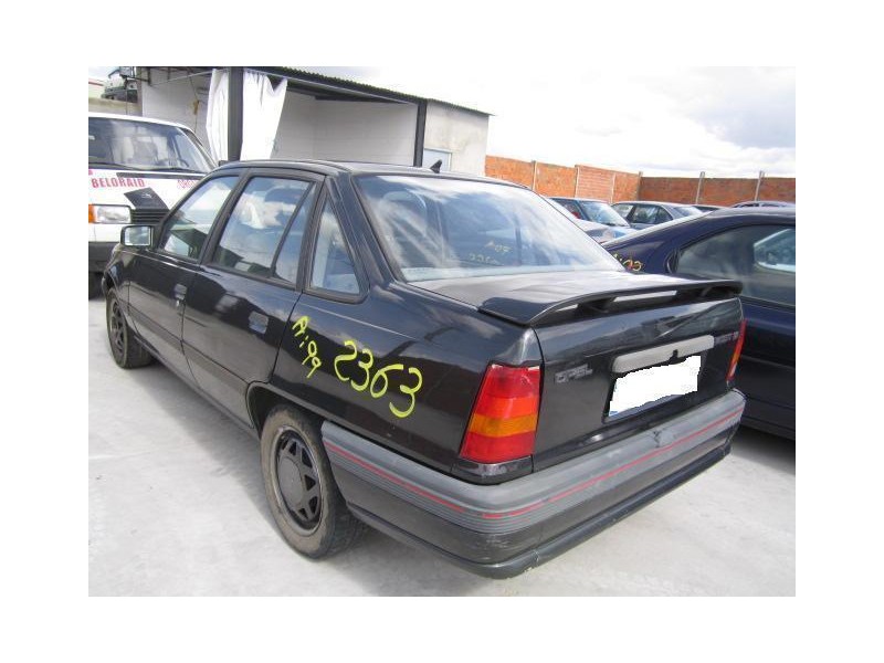 opel kadett del año 1999
