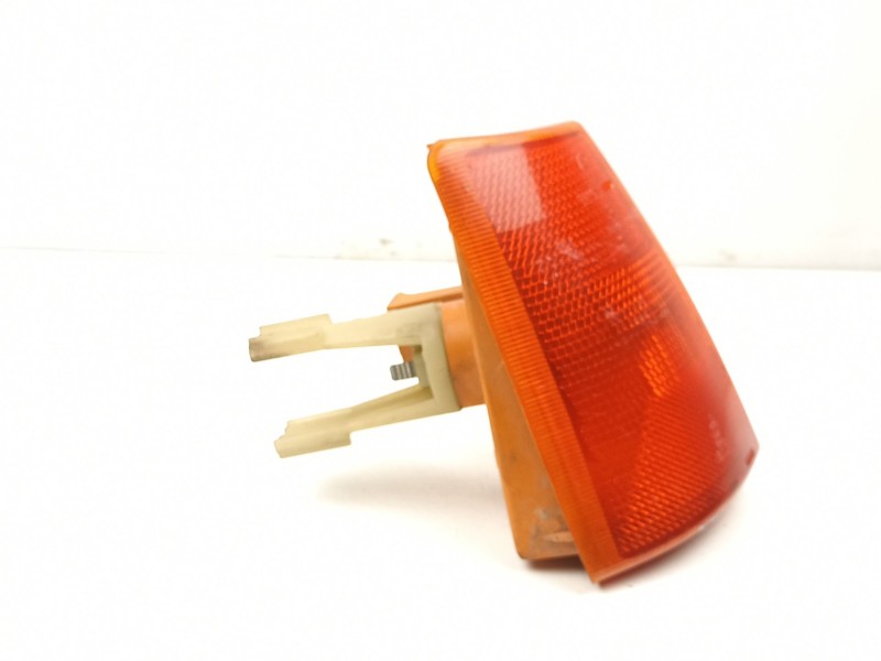 Recambio de piloto delantero derecho para opel kadett 1.6 g referencia OEM IAM 90008398  