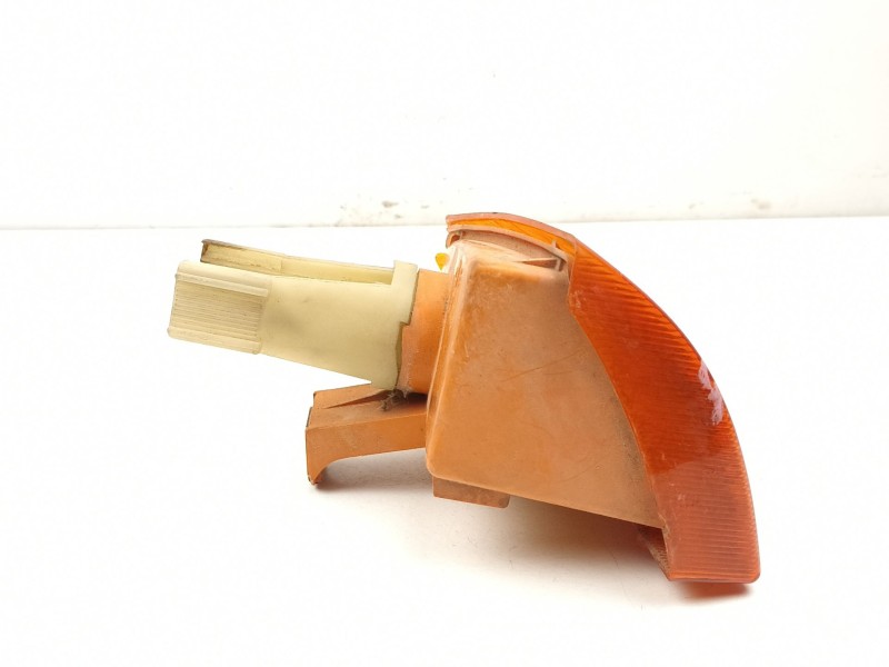 Recambio de piloto delantero derecho para opel kadett 1.6 g referencia OEM IAM 90008398  