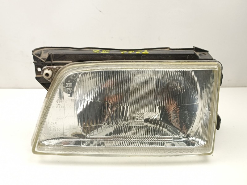 Recambio de faro izquierdo para opel kadett 1.6 g referencia OEM IAM 90008019  