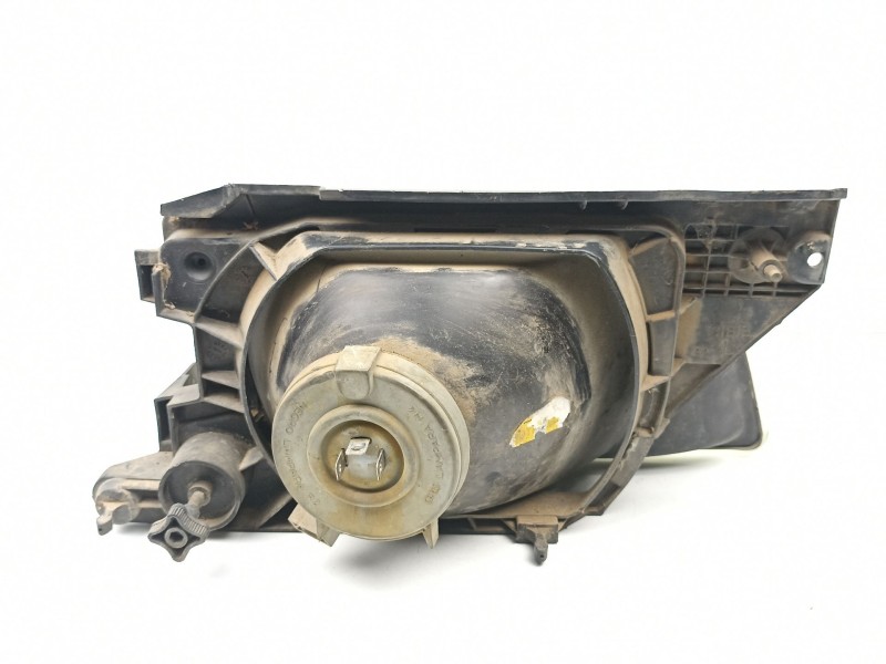 Recambio de faro izquierdo para opel kadett 1.4 g referencia OEM IAM 90008019  