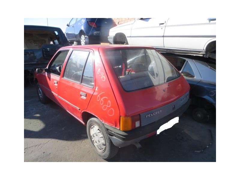 peugeot 205 del año 1990