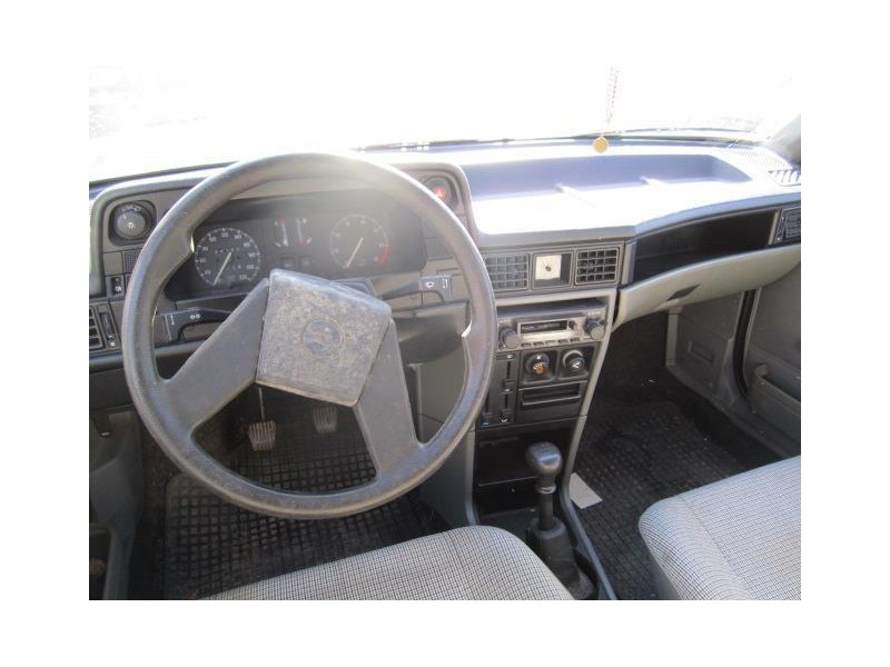 opel kadett del año 1989