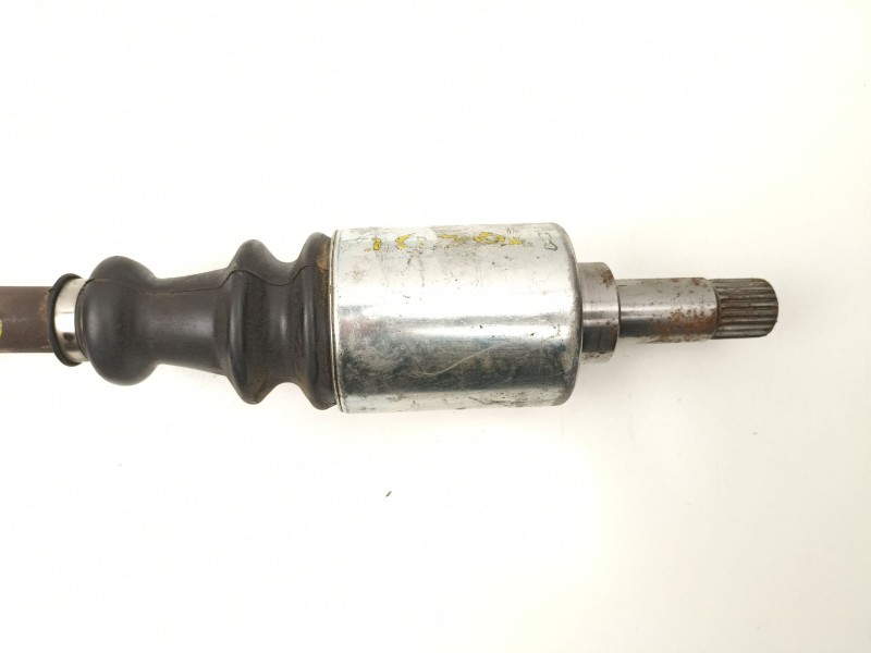 Recambio de transmision delantera izquierda para peugeot 205 1.1 g referencia OEM IAM 32723K  