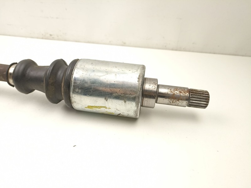 Recambio de transmision delantera izquierda para peugeot 205 1.1 g referencia OEM IAM 32723K  