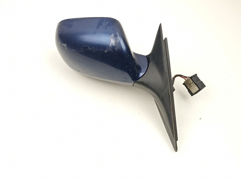 Recambio de retrovisor derecho para audi a4 b5 (8d2) 1.9 tdi referencia OEM IAM 8D1858532C3FZ  