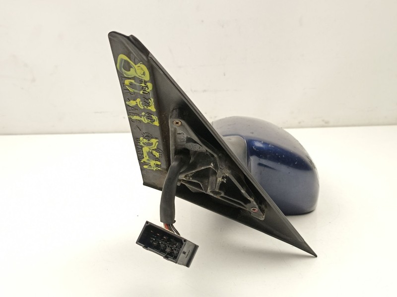 Recambio de retrovisor derecho para audi a4 b5 (8d2) 1.9 tdi referencia OEM IAM 8D1858532C3FZ  