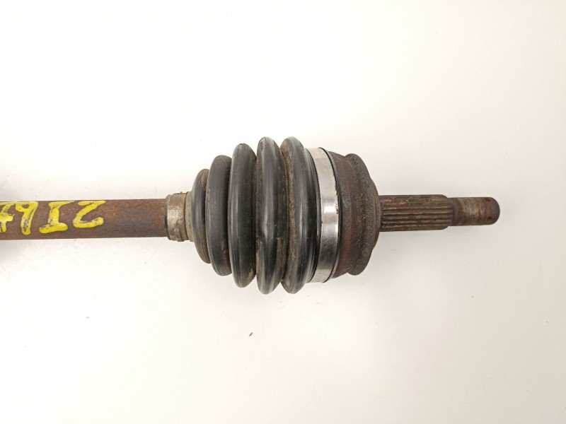 Recambio de transmision delantera izquierda para opel kadett 1.6 g sv gasolina 5p referencia OEM IAM 90009975  