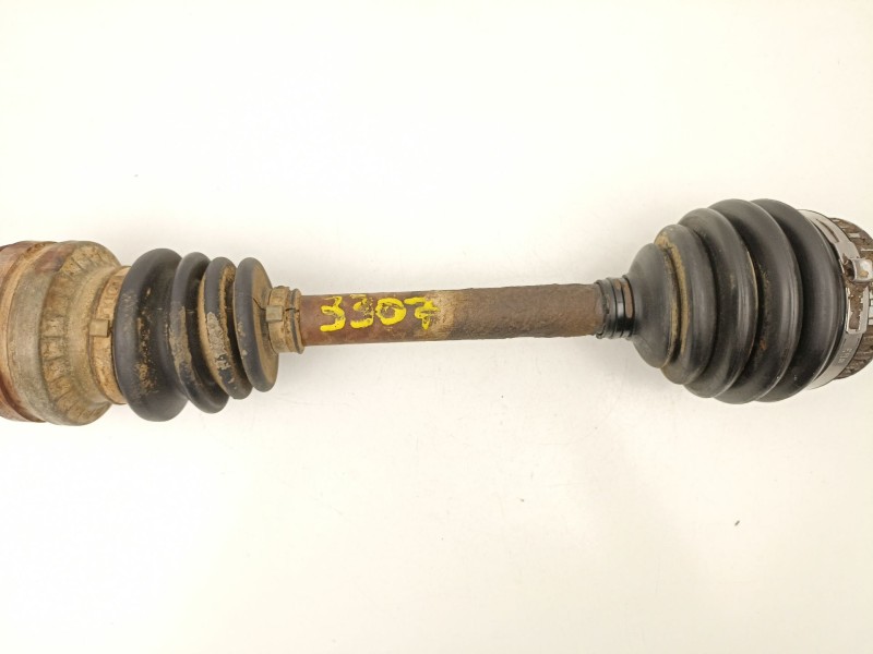 Recambio de transmision delantera izquierda para opel kadett g- 1.6 sv referencia OEM IAM 374165  