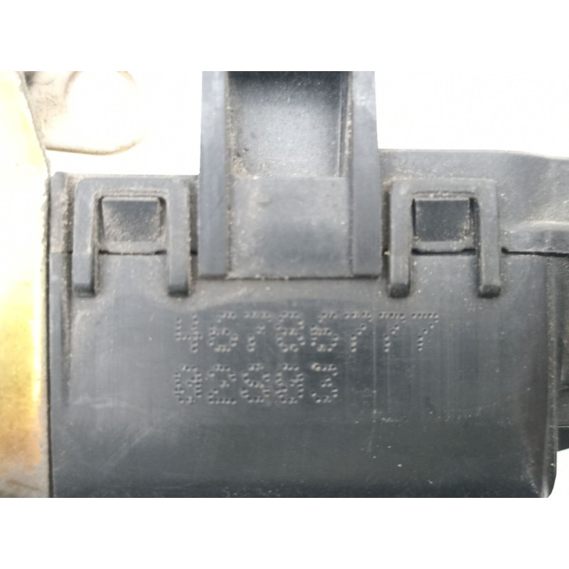 Recambio de cerradura puerta delantera derecha para fiat stilo 1.9 jtd (192a1000)(115 cv)-16v referencia OEM IAM 46786777  