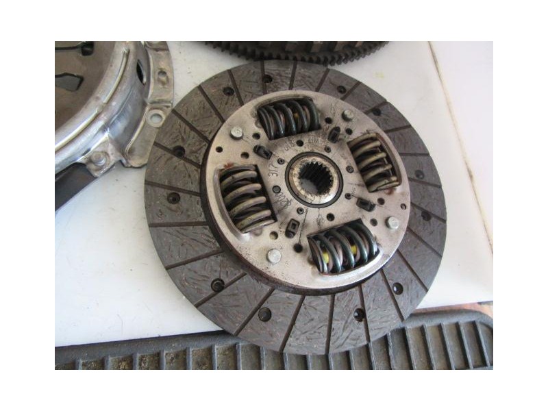 Recambio de embrague normal : renault safrane : 2.2 g -j7t (107,41cv) 5p [1993] para renault safrane 2.2 g -j7t referencia OEM I