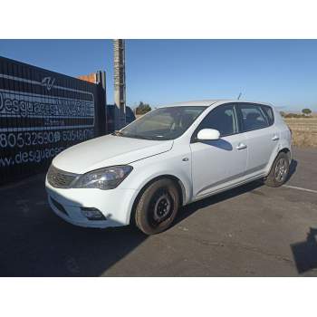 KIA CEE'D Hatchback (ED) de desguace