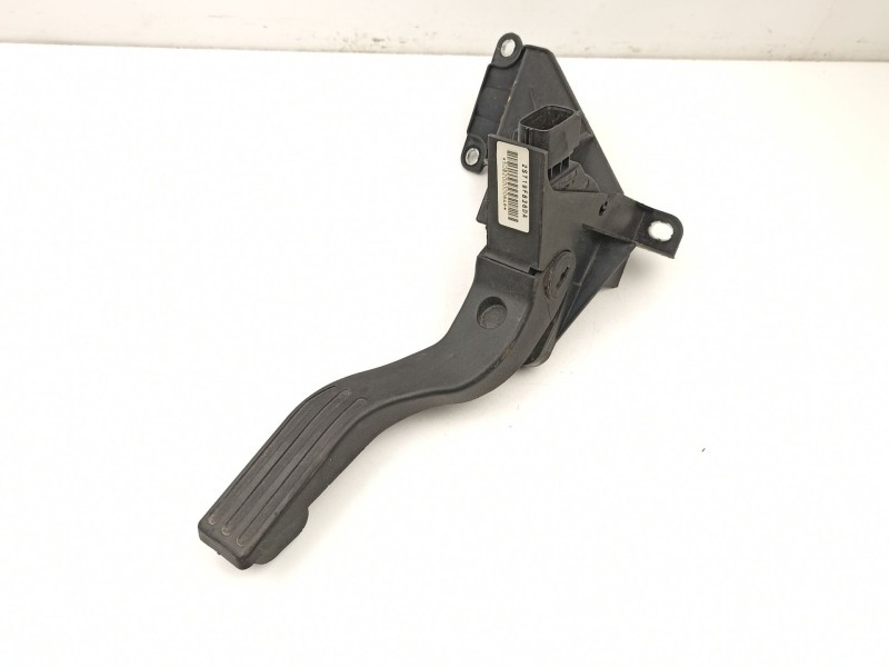 Recambio de potenciometro aceleracion para ford mondeo 2.0 tdci referencia OEM IAM 2S719F836DA  