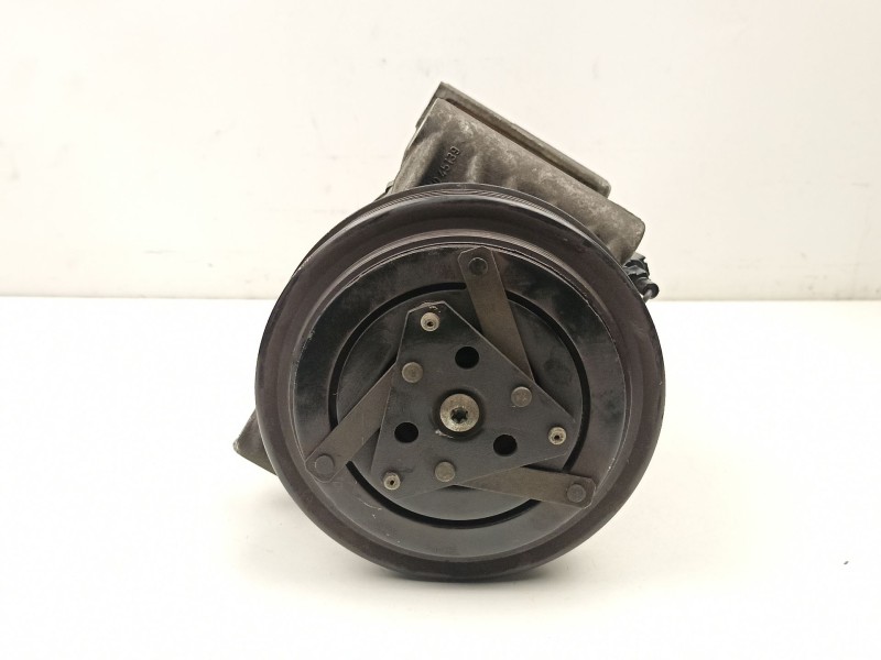 Recambio de compresor aire acondicionado para nissan primera 1.6 g referencia OEM IAM 926009F510  2J55245010