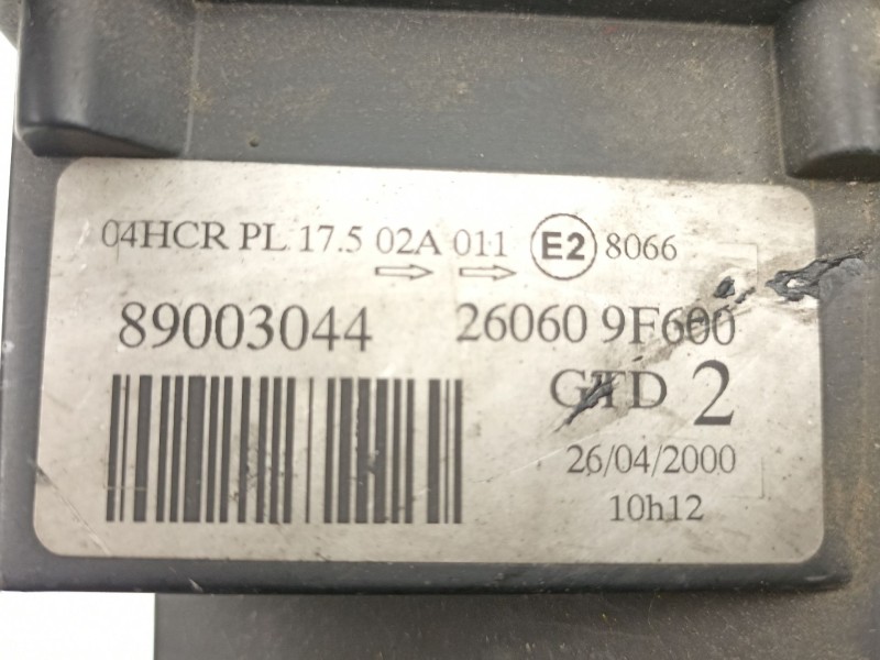 Recambio de faro izquierdo para nissan primera 2.0 td referencia OEM IAM 260609F600 89003044 