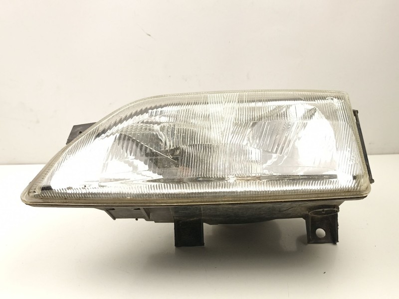 Recambio de faro izquierdo para ford orion 1.8 d referencia OEM IAM 97AX13006GA 89301315 