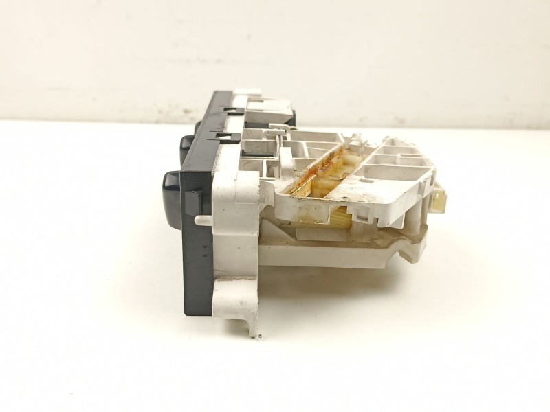 Recambio de mandos calefaccion aire para nissan almera i hatchback (n15) 1.6 referencia OEM IAM 275101N700  