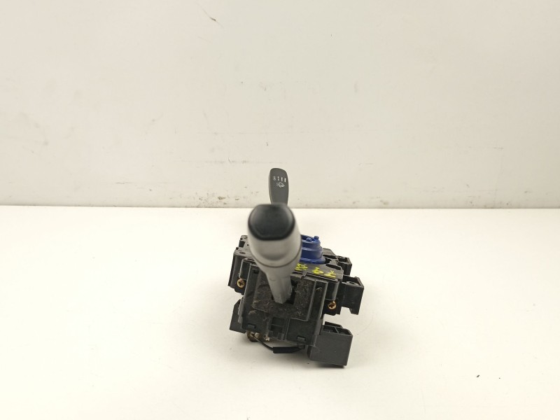 Recambio de mando luces y limpias para nissan almera i hatchback (n15) 1.6 referencia OEM IAM 255401N060  252601E401