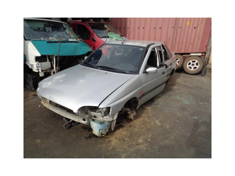 ford escort del año 1999