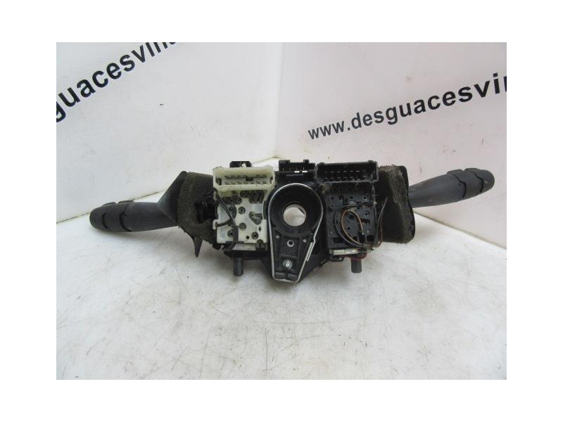 Recambio de mando luces y limpias : renault espace : 2.5 d [1999] para renault espace 2.5 d referencia OEM IAM   