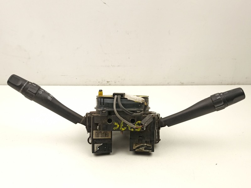 Recambio de mando luces y limpias para nissan primera 1.6 g referencia OEM IAM 255609F510  