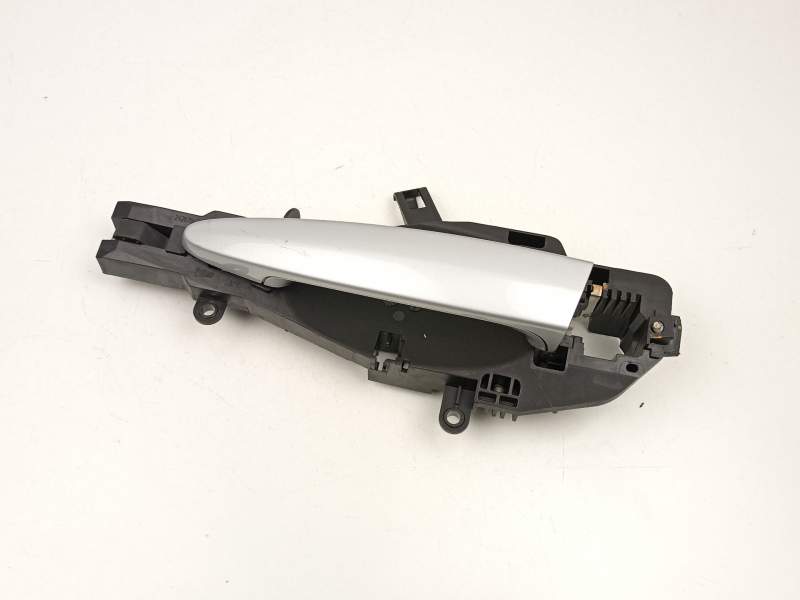 Recambio de manilla delantera izquierda para bmw x1 (e84) xdrive 18 d referencia OEM IAM 51212992973  