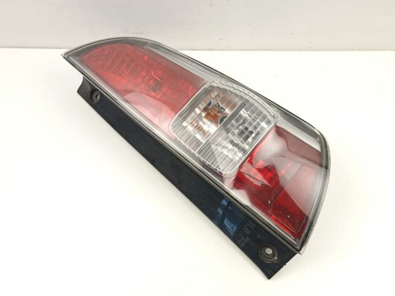 Recambio de piloto trasero derecho para daihatsu sirion (m3..) referencia OEM IAM 22051762  