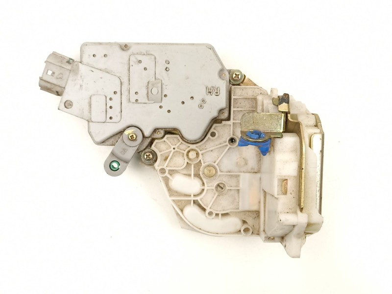 Recambio de cerradura puerta trasera derecha para nissan primera 1.6 g -ga16 referencia OEM IAM 825029F510  